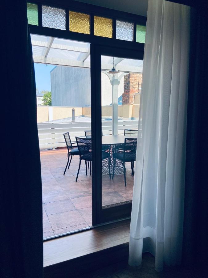 Roze Republikas Apartments リエパーヤ エクステリア 写真
